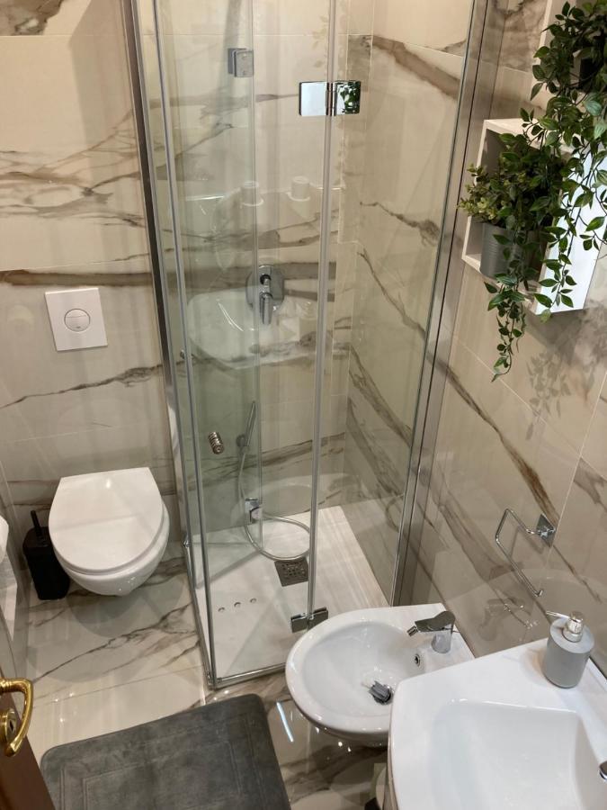 Ferienwohnung Calefati House Possibilita Self Check In Dopo Le 22 Bari Exterior foto